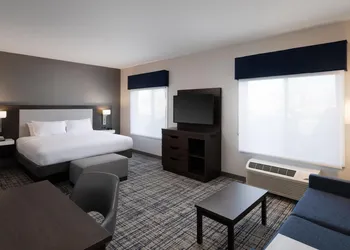 Hampton Inn & Suites Manteca hotel thumbnail 5