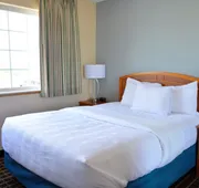 MainStay Suites Dubuque at Hwy 20 hotel detail image 5
