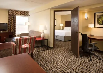 Holiday Inn Dubuque/Galena by IHG hotel thumbnail 7