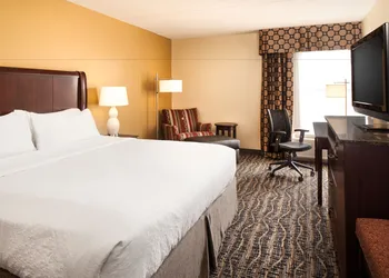 Holiday Inn Dubuque/Galena by IHG hotel thumbnail 8