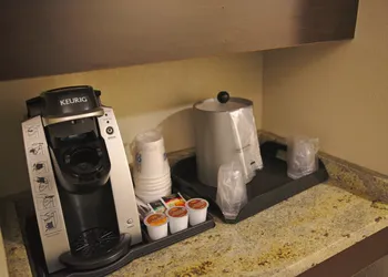 Holiday Inn Express Anderson by IHG hotel thumbnail 4