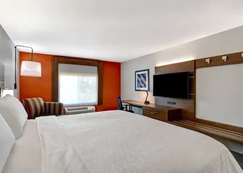 Holiday Inn Express Hotel & Suites Anderson-I-85 by IHG hotel thumbnail 3