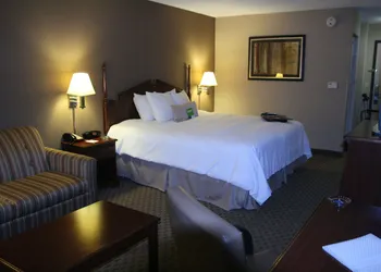 Hampton Inn Olathe hotel thumbnail 8