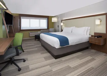 Holiday Inn Express & Suites Olathe South by IHG hotel thumbnail 4