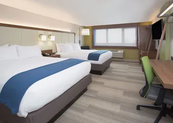 Holiday Inn Express & Suites Olathe South by IHG hotel thumbnail 6
