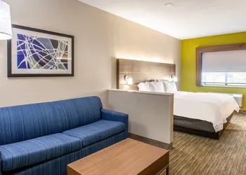 Holiday Inn Express & Suites Olathe South by IHG hotel thumbnail 8
