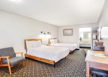 The Guest Lodge Gainesville hotel thumbnail 5