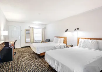 The Guest Lodge Gainesville hotel thumbnail 8