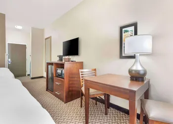 Comfort Inn & Suites Johnstown - Richland Town Center hotel thumbnail 6