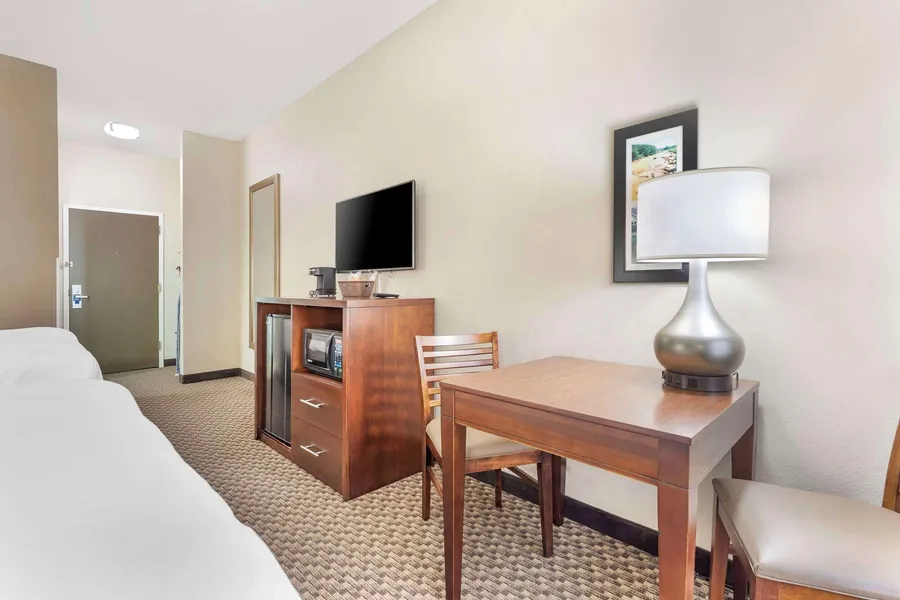 Comfort Inn & Suites Johnstown - Richland Town Center hotel detail image 6