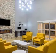 La Quinta Inn & Suites by Wyndham Sebring hotel detail image 3