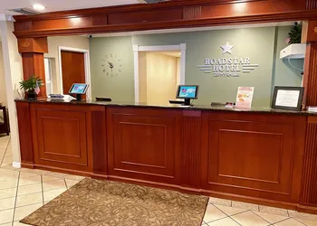 Roadstar Hotel Zephyrhills hotel thumbnail 2