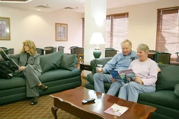 Hampton Inn Spring Hill hotel thumbnail 7