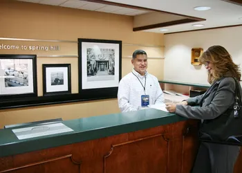 Hampton Inn Spring Hill hotel thumbnail 6