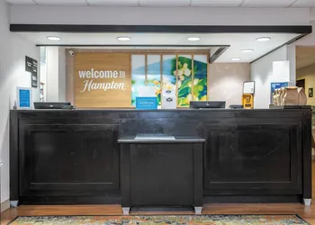 Hampton Inn Spring Hill hotel thumbnail 8