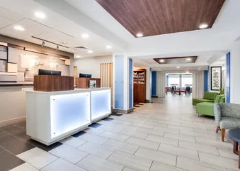Holiday Inn Express Hotel & Suites Clewiston by IHG hotel thumbnail 2