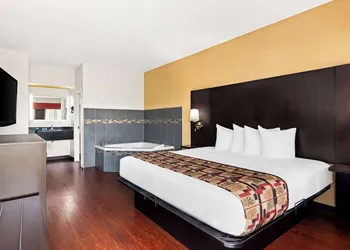 Best Western Lake Okeechobee hotel thumbnail 6