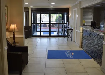 Baymont by Wyndham Texarkana hotel thumbnail 2