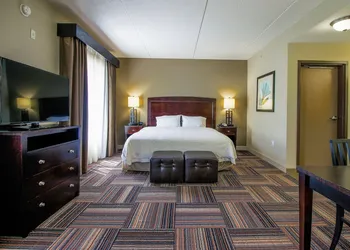 Hampton Inn & Suites by Hilton Flowery Branch Lake Lanier hotel thumbnail 5