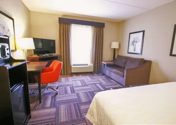 Hampton Inn & Suites by Hilton Flowery Branch Lake Lanier hotel thumbnail 6