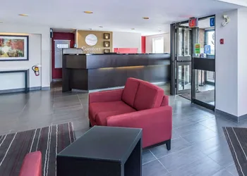 Comfort Inn Sudbury East hotel thumbnail 4