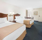 Baymont by Wyndham Rocky Mount I-95 hotel detail image 7