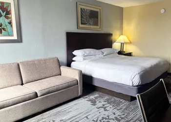 DoubleTree by Hilton Hotel Rocky Mount hotel thumbnail 8