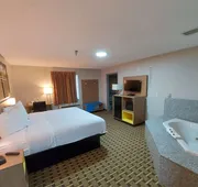 Days Inn & Suites by Wyndham Huntsville hotel detail image 7