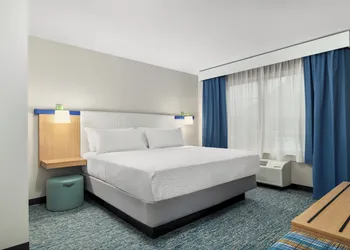 Garner Hotel Madison Huntsville Airport by IHG hotel thumbnail 8