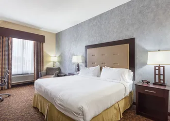 Holiday Inn Express Hotel & Suites BYRAM by IHG hotel thumbnail 2