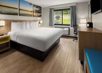 Days Inn by Wyndham Wurtsboro hotel thumbnail 6