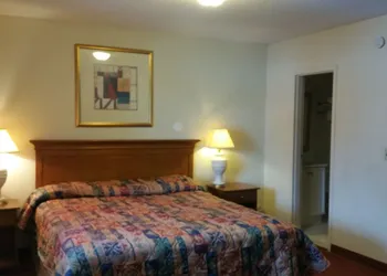 Super 8 by Wyndham Monticello NY hotel thumbnail 7