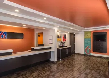 Motel 6 Oroville, CA hotel thumbnail 2