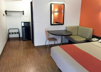 Motel 6 Oroville, CA hotel thumbnail 7