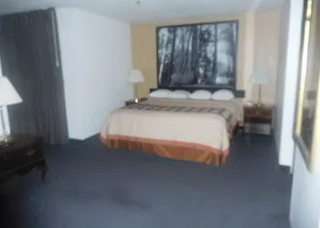 Super 8 by Wyndham Oroville hotel thumbnail 3