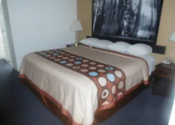 Super 8 by Wyndham Oroville hotel thumbnail 6