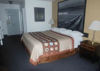 Super 8 by Wyndham Oroville hotel thumbnail 8