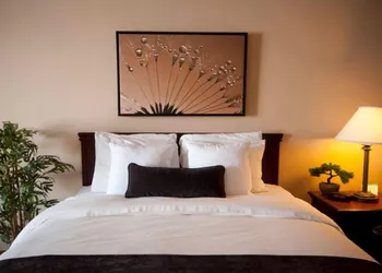 Town & Country Inn and Suites hotel thumbnail 8
