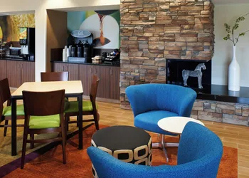 Fairfield Inn By Marriott Port Huron hotel thumbnail 2