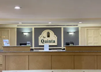 La Quinta Inn by Wyndham Tyler hotel thumbnail 3