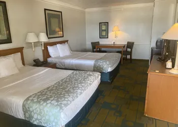 La Quinta Inn by Wyndham Tyler hotel thumbnail 6