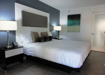 Lotus Boutique Inn & Suites hotel thumbnail 5