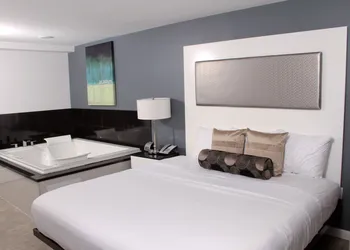 Lotus Boutique Inn & Suites hotel thumbnail 8