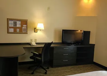 Candlewood Suites Tyler by IHG hotel thumbnail 4