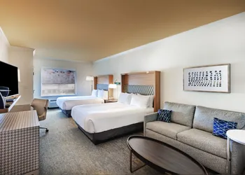 Holiday Inn & Suites McKinney - N Allen by IHG hotel thumbnail 7