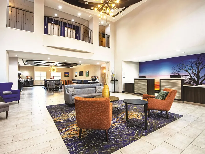La Quinta Inn & Suites by Wyndham McKinney hotel detail image 2