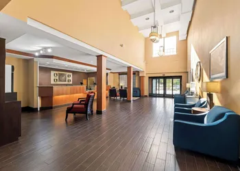 Comfort Suites Roanoke - Fort Worth North hotel thumbnail 2