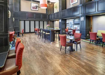Hampton Inn & Suites Decatur hotel thumbnail 2