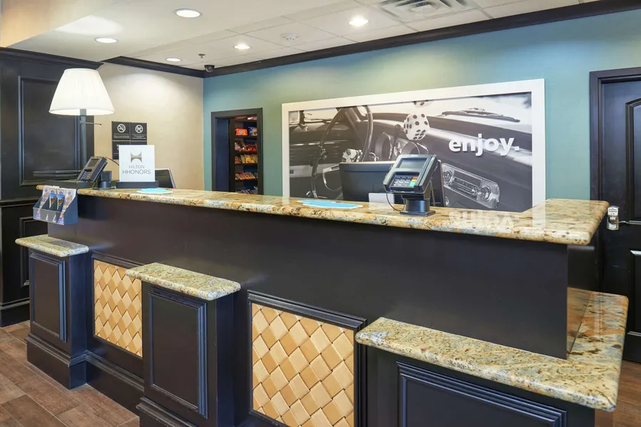 Hampton Inn & Suites Decatur hotel detail image 6
