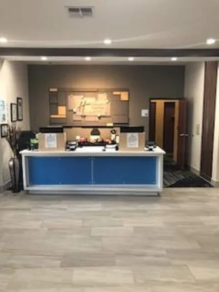 Holiday Inn Express Hotel & Suites Ennis by IHG hotel detail image 2